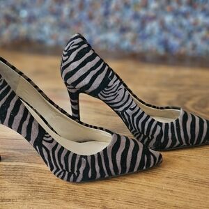 Vinca Camuto Zebra Animal Print Women's Heels Pumps